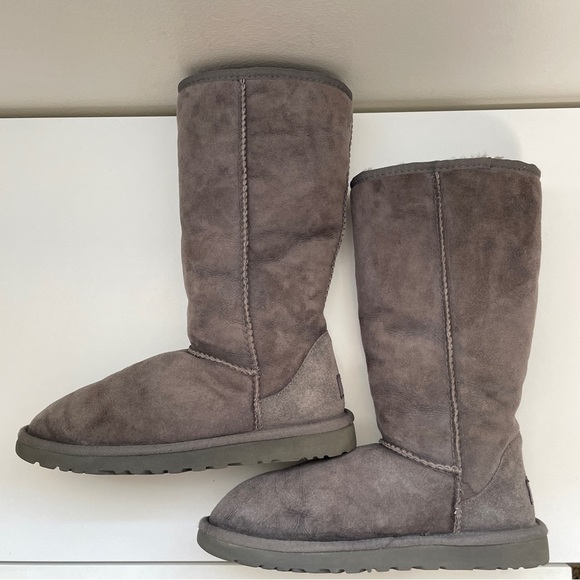 Ugg tall boots shearling leather classic winter cozy warm pull on soft grey sz 6 - Picture 11 of 12